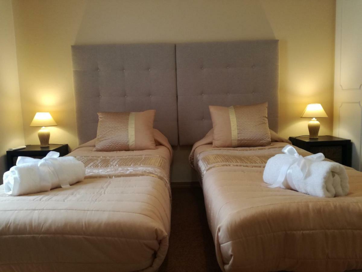 Sensations Guesthouse Lagos Exterior photo