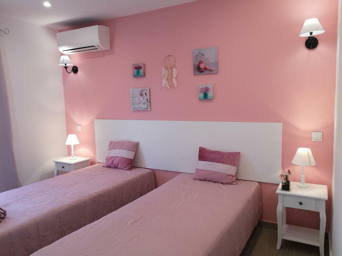 Sensations Guesthouse Lagos Exterior photo