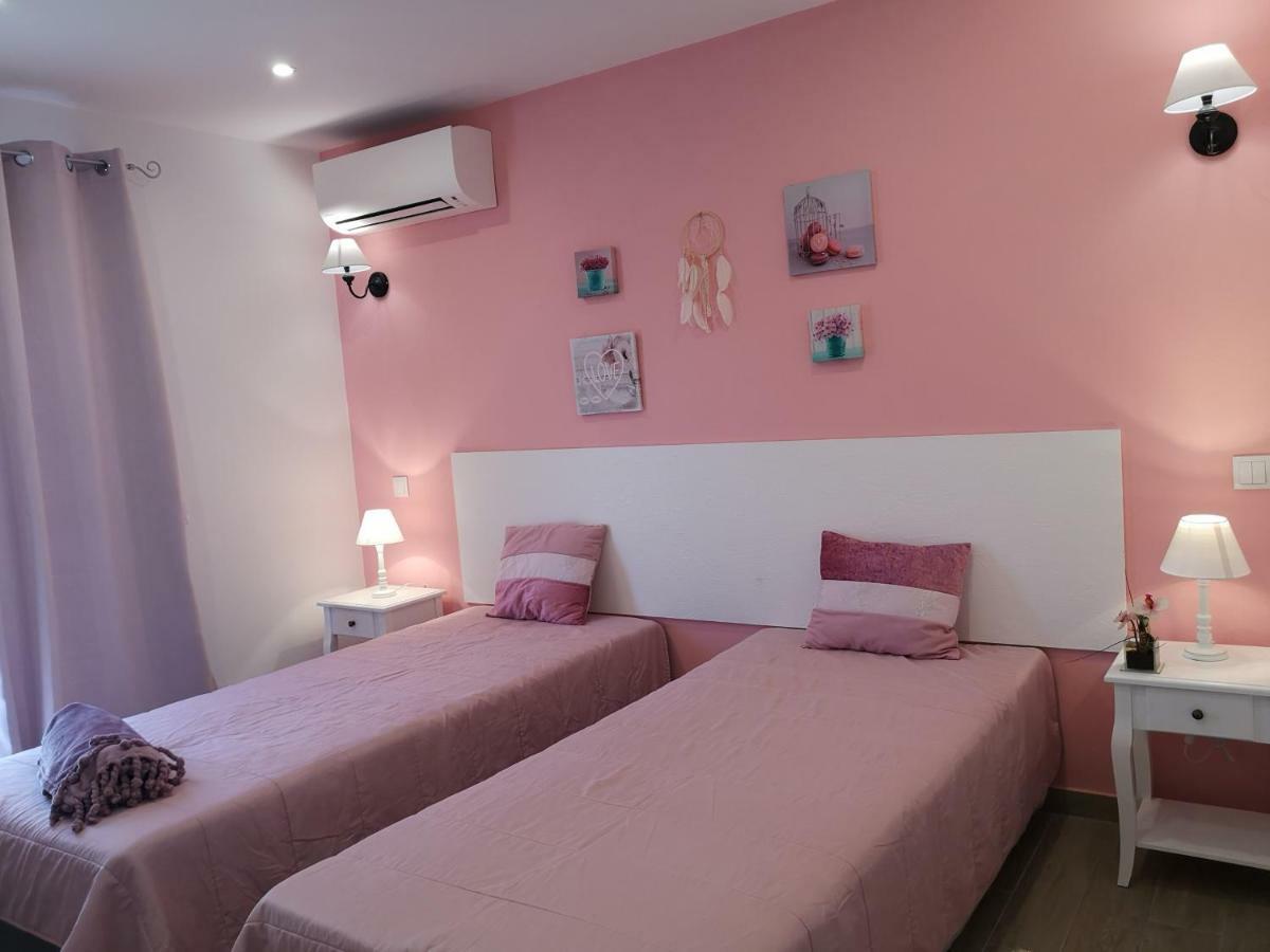 Sensations Guesthouse Lagos Exterior photo